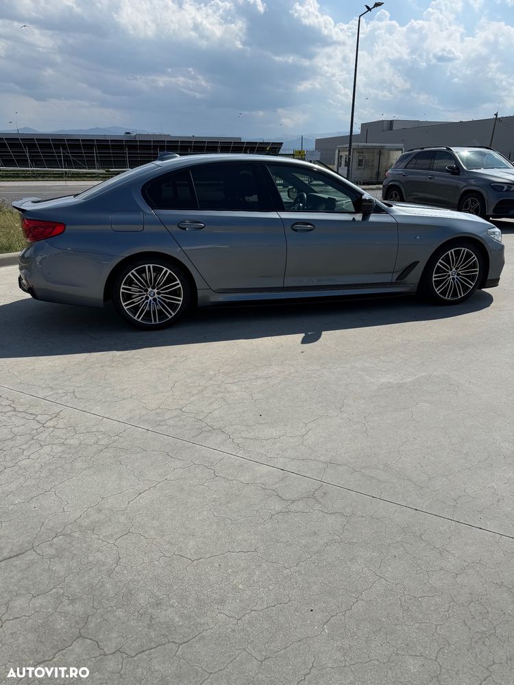 BMW Seria 5 530d xDrive AT - 15