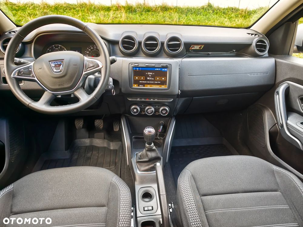Dacia Duster 1.6 SCe Blackshadow S&S - 14