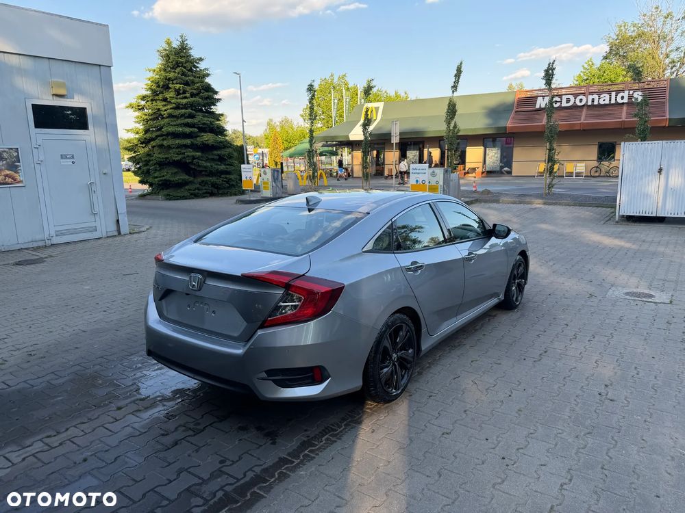 Honda Civic 1.5 T Elegance CVT - 3