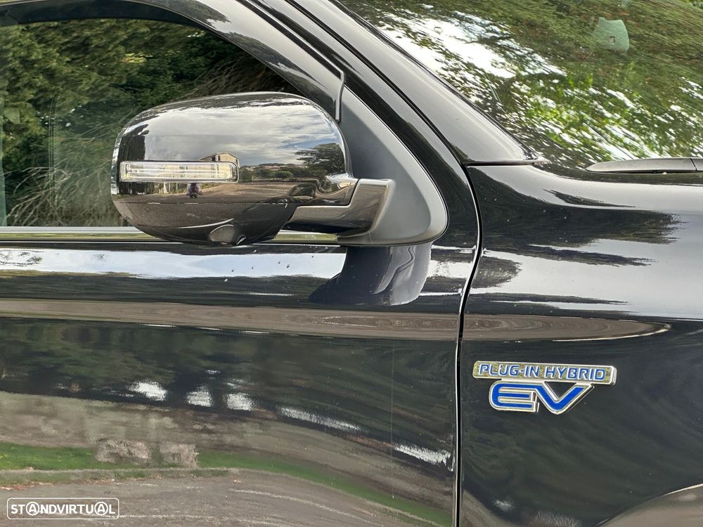 Mitsubishi Outlander 2.0 PHEV Intense - 29