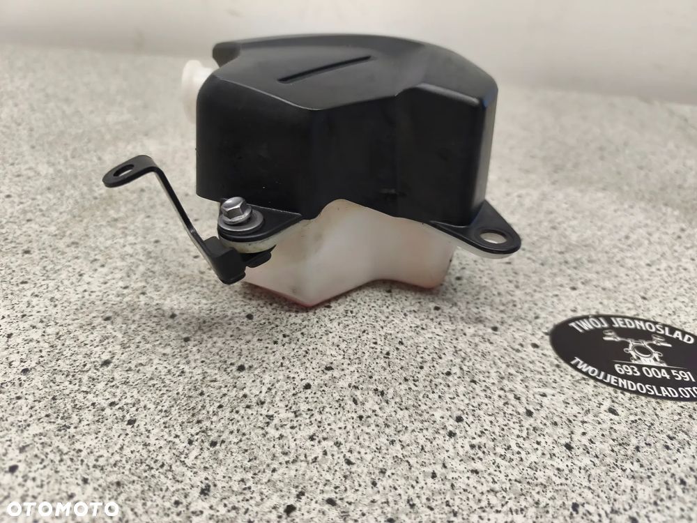 Zbiorniczek wyrównawczy, płynu chłodniczego, osłona zbiorniczka Triumph Trident 660 2022 - 5