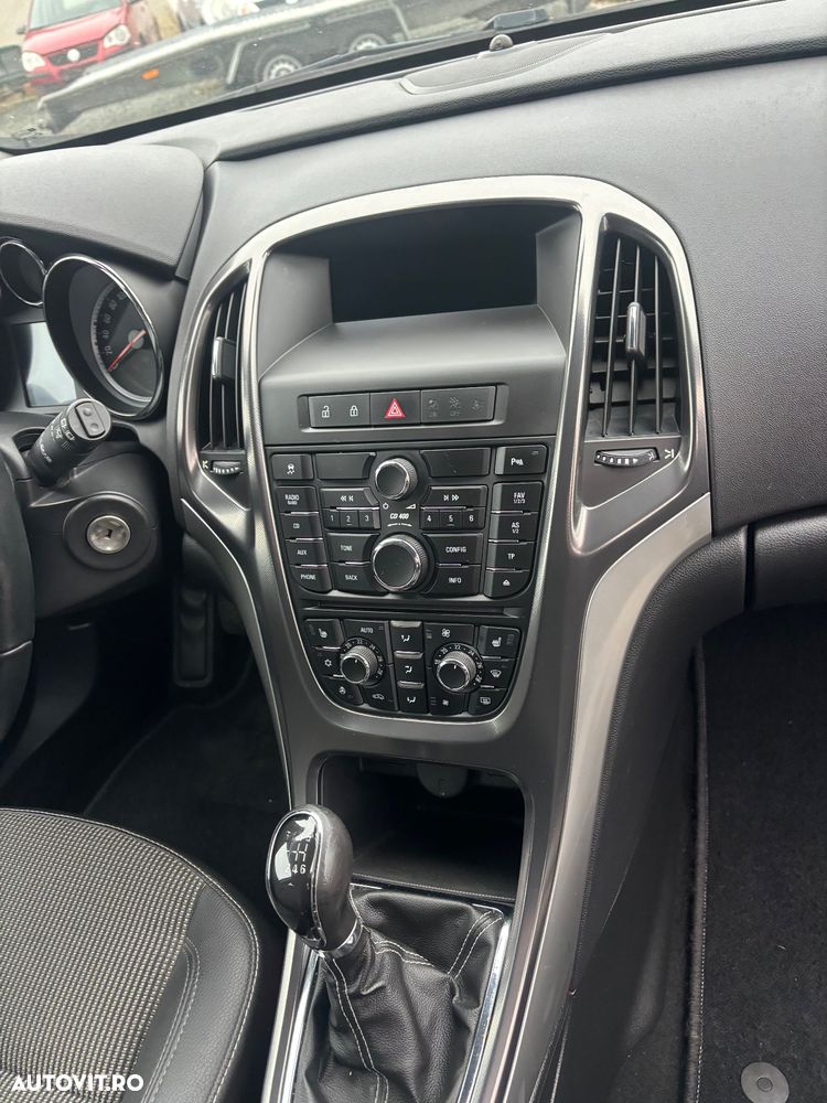 Opel Astra 1.9 CDTI DPF Sport - 8