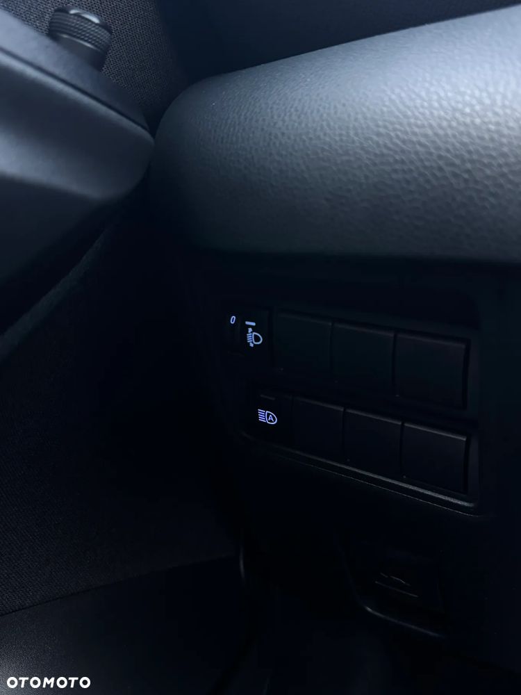 Toyota Yaris 1.5 Comfort - 25