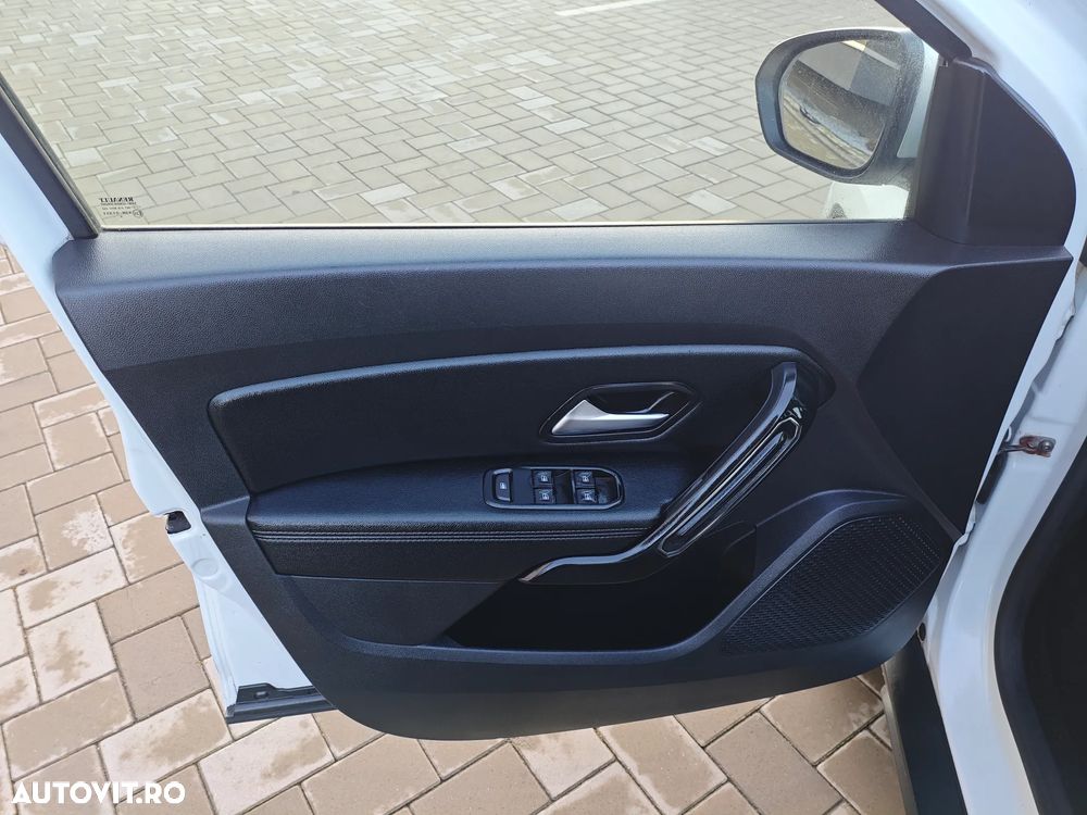 Dacia Duster 1.5 dCi 4x2 Prestige - 34