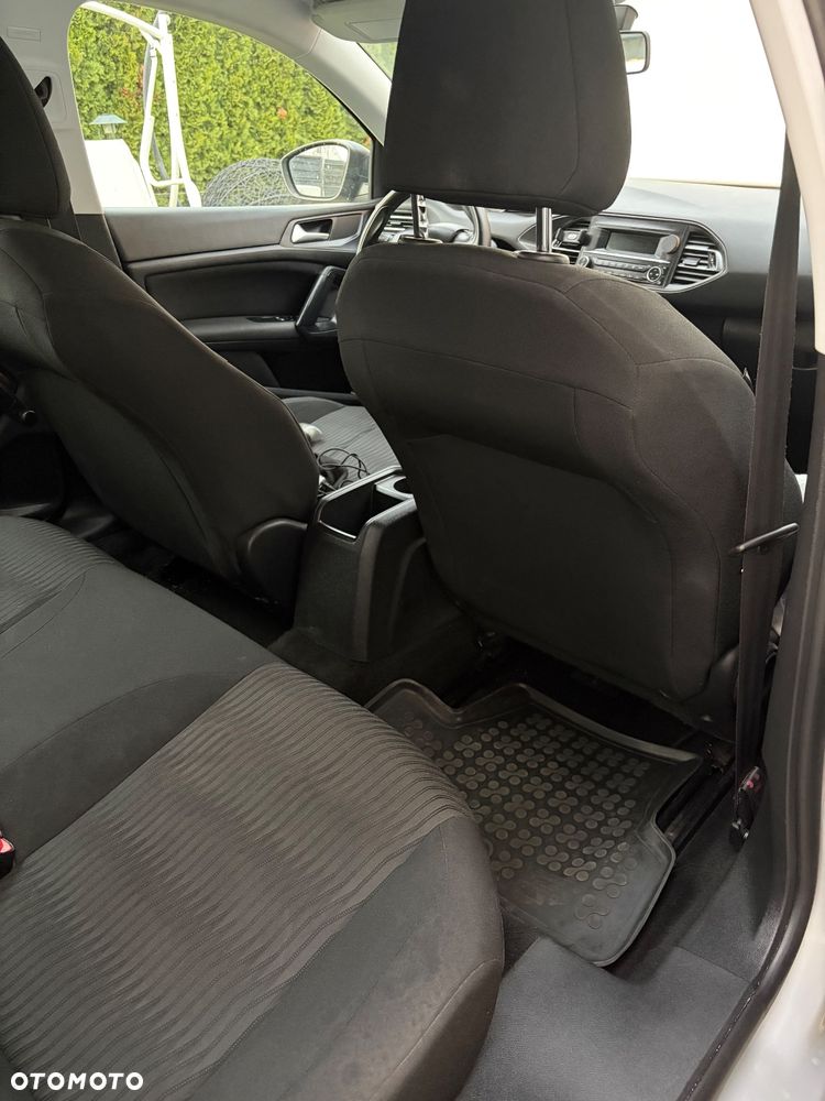 Peugeot 308 1.6 HDi Active - 18