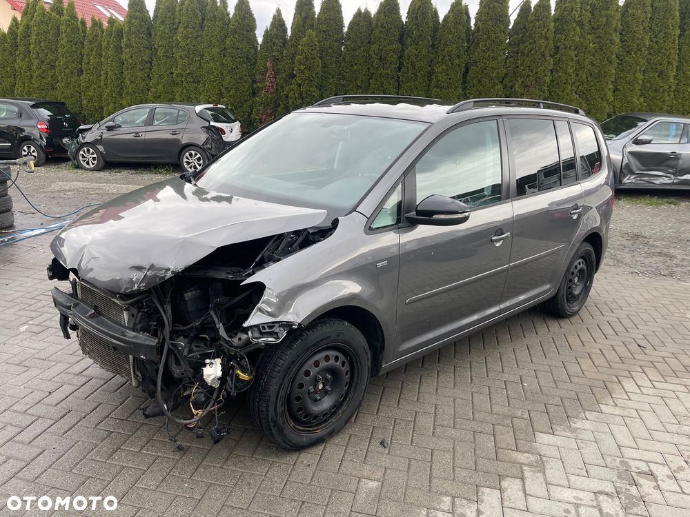Volkswagen Touran 2.0 TDI DPF DSG MATCH - 3