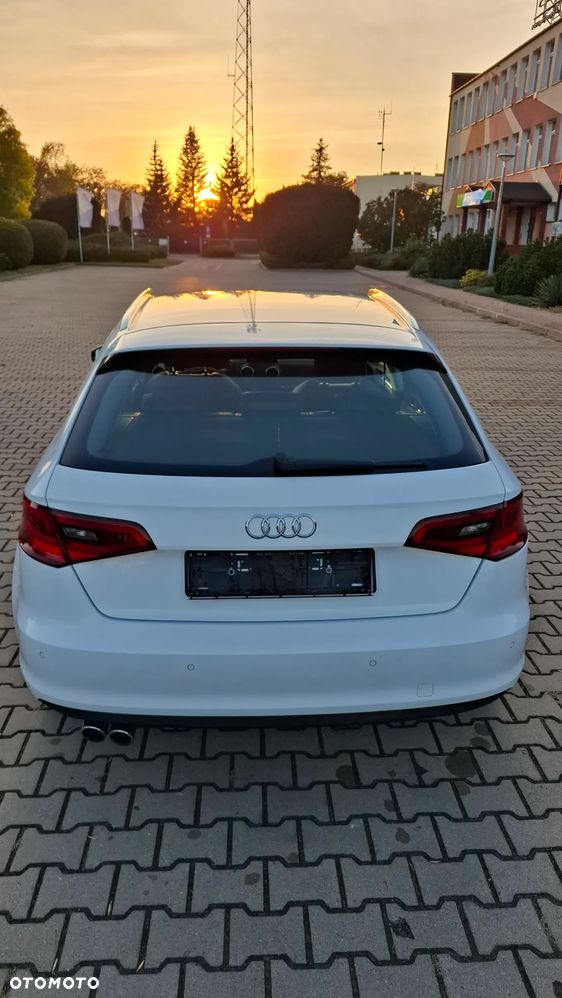 Audi A3 Sportback 2.0 TDI Attraction - 11