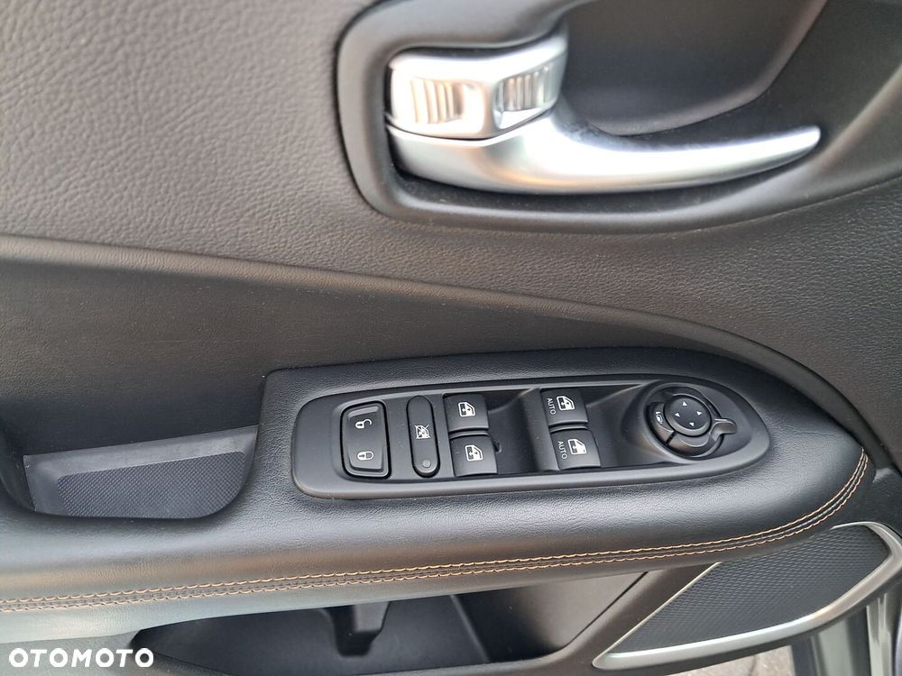 Jeep Compass 2.0 MJD Limited 4WD S&S - 16
