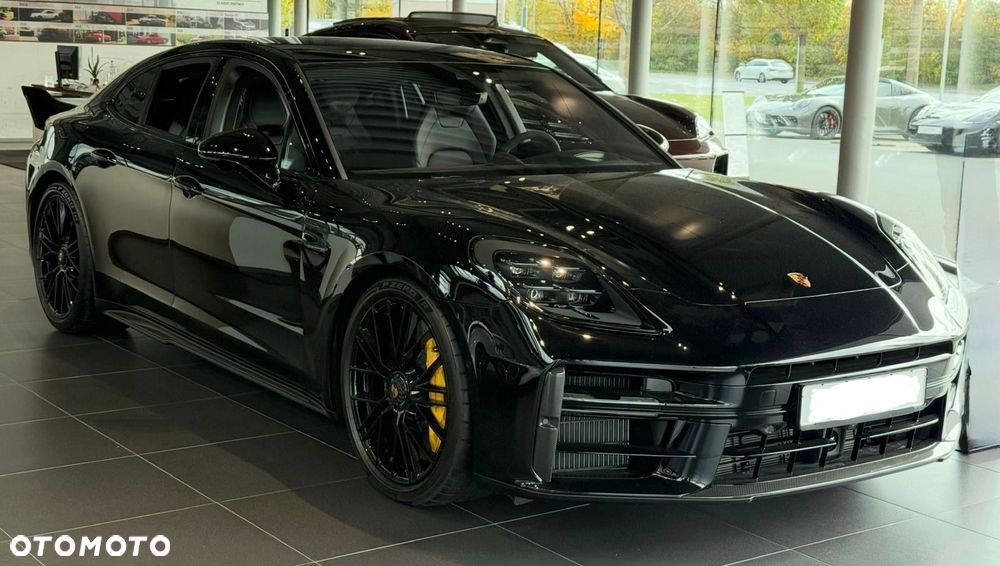 Porsche Panamera GTS - 2