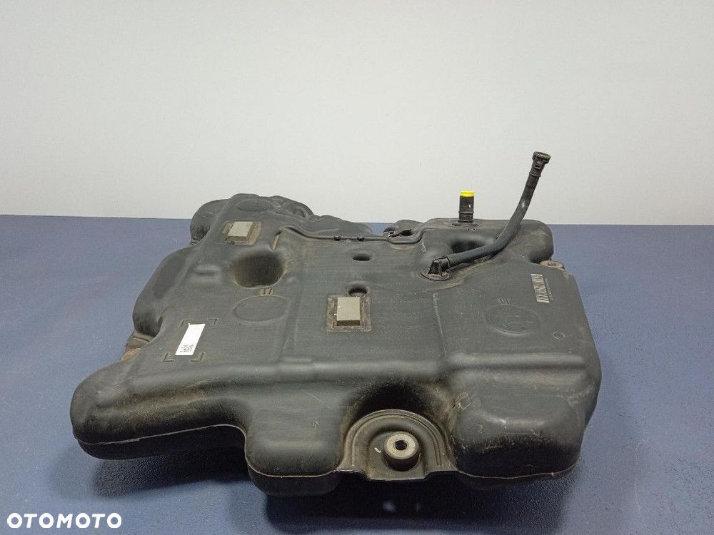 MERCEDES S KLASA W222 350CDI ZBIORNIK AD BLUE POMPA A2224706801 - 1