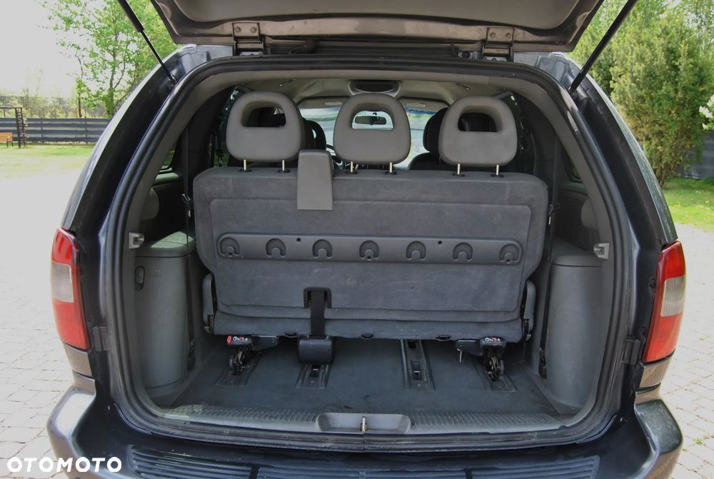 Chrysler Voyager 2.8 CRD SE - 14