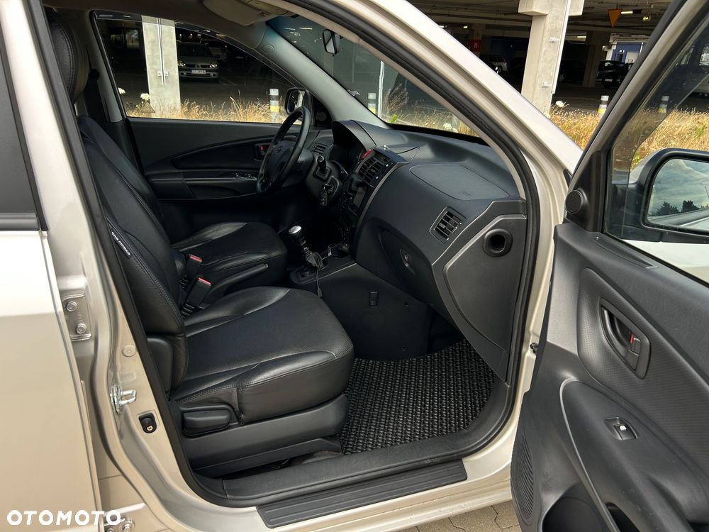 Hyundai Tucson 2.0 CRDi VGT 4WD GLS - 20