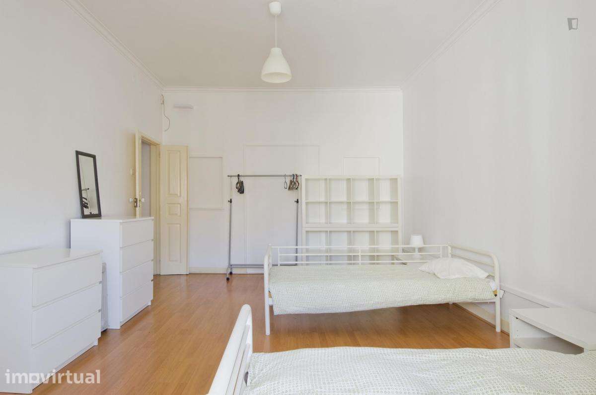 Quarto - localizado em Saldanha Lisbon - Grande imagem: 4/23