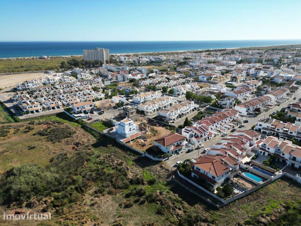 Lote Urbano para Moradia T4, junto ao Verdelago Resort, com PIP - Grande imagem: 3/13