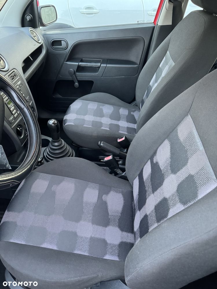 Ford Fusion 1.4 TDCI Ambiente - 20