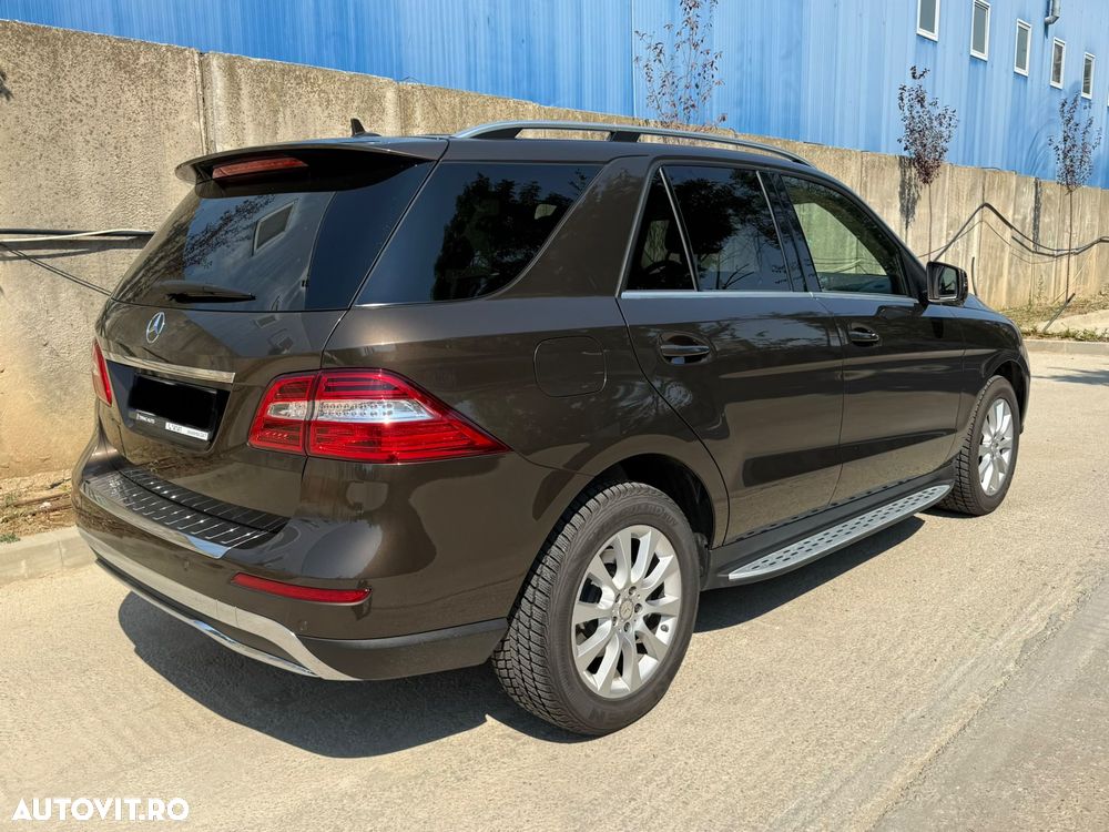 Mercedes-Benz ML - 12