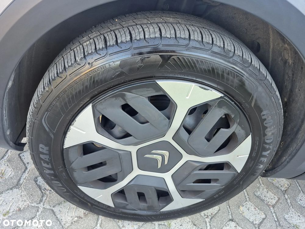 Citroën C4 1.2 PureTech Live Pack S&S - 12