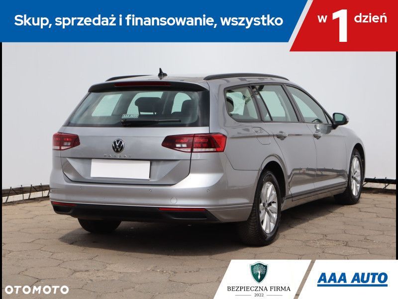 Volkswagen Passat - 6