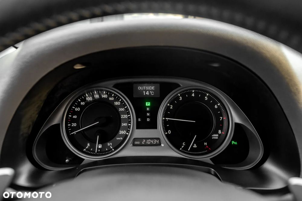 Lexus IS 250 Executive Line - 28