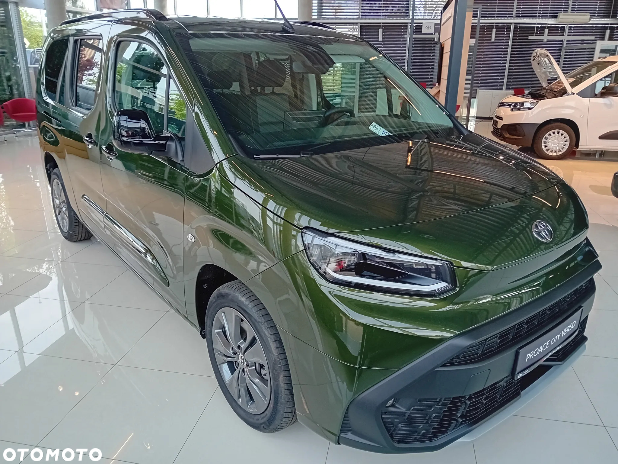 Toyota Proace City Verso 1.5 D-4D Family - 2