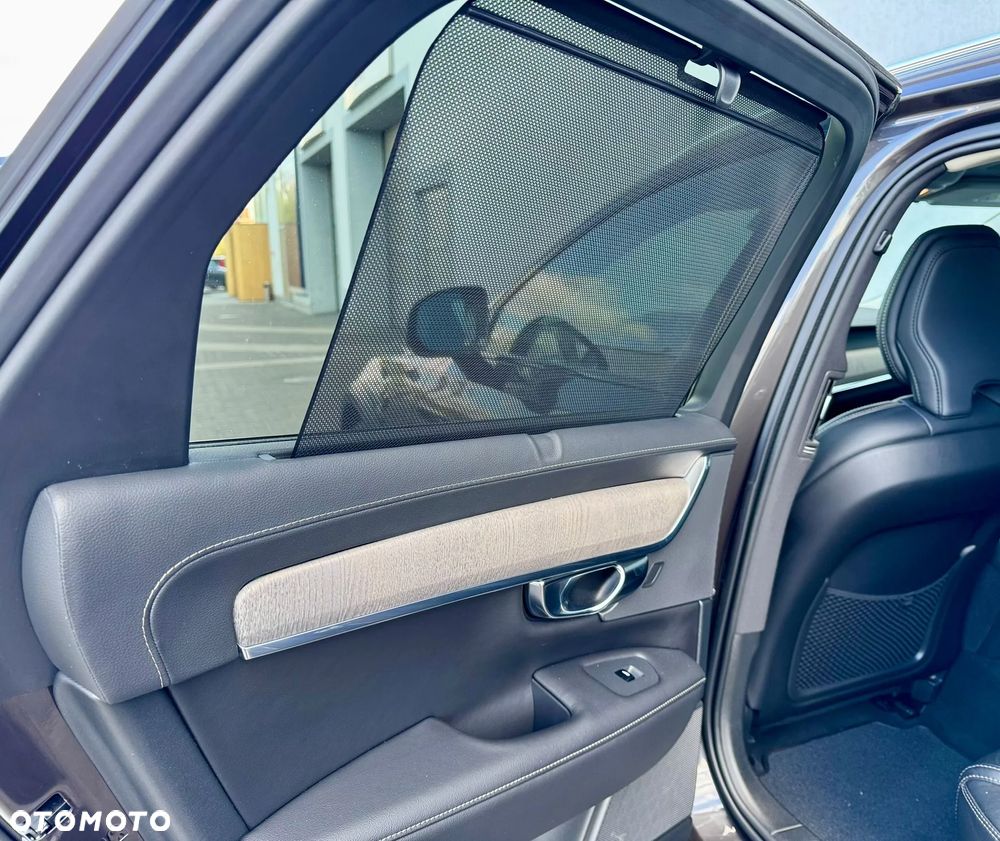 Volvo V90 Cross Country B5 B AWD Pro - 17