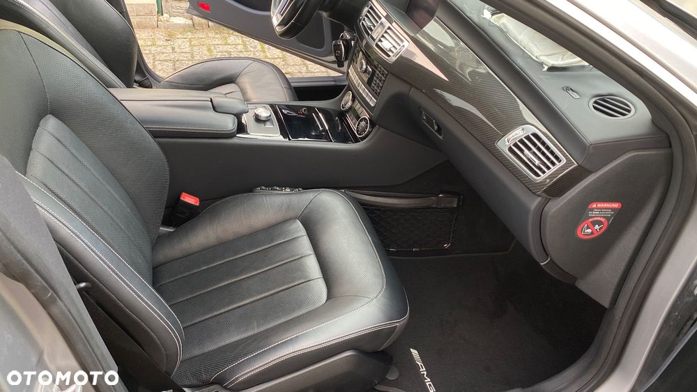 Mercedes-Benz CLS 350 CDI 4-Matic BlueEff - 15