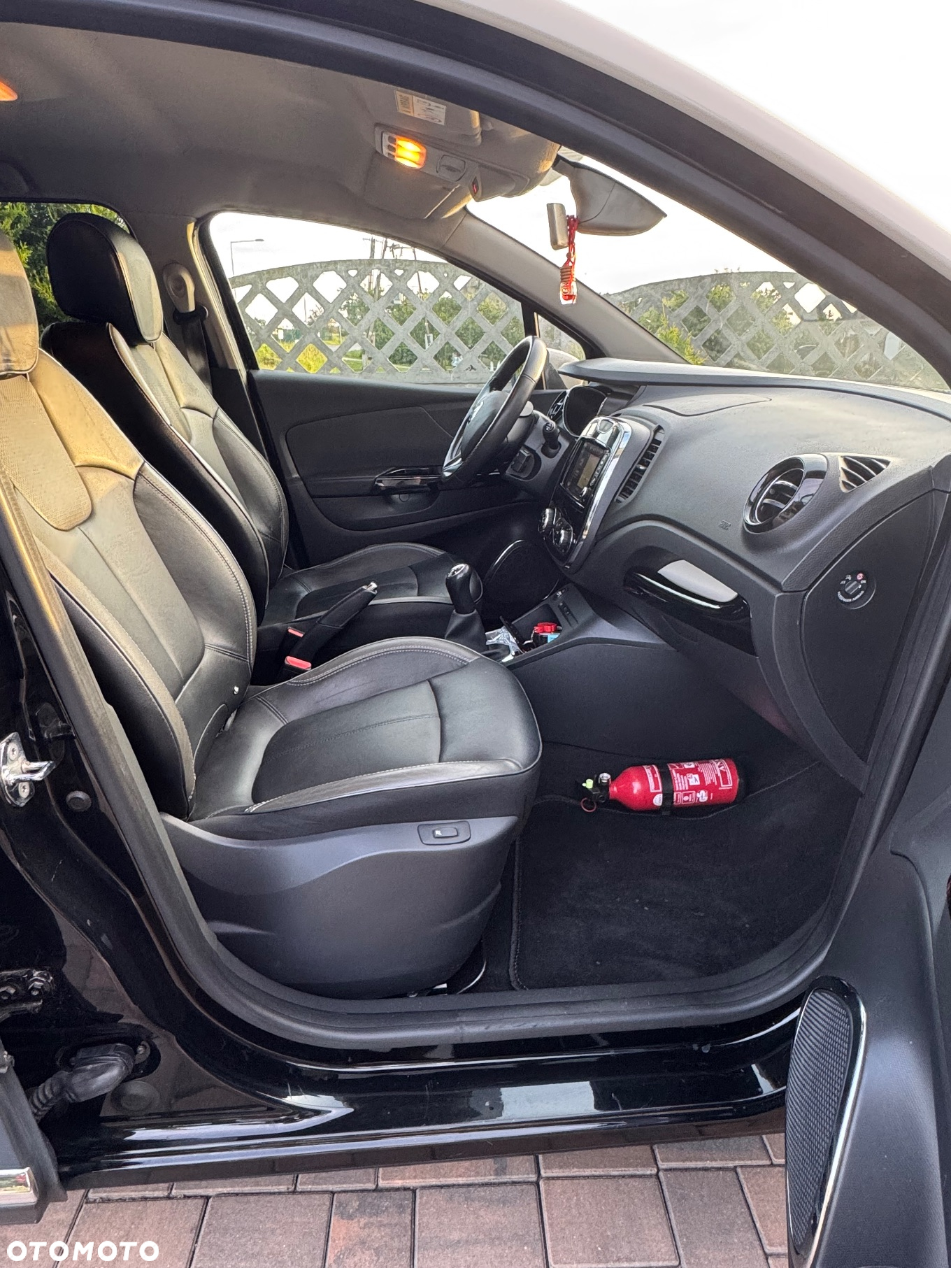 Renault Captur 0.9 Energy TCe XMOD - 17