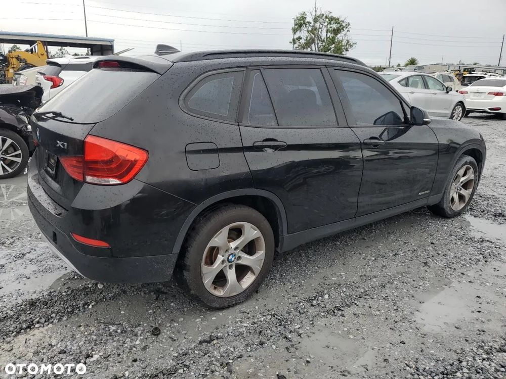 BMW X1 sDrive20i - 3