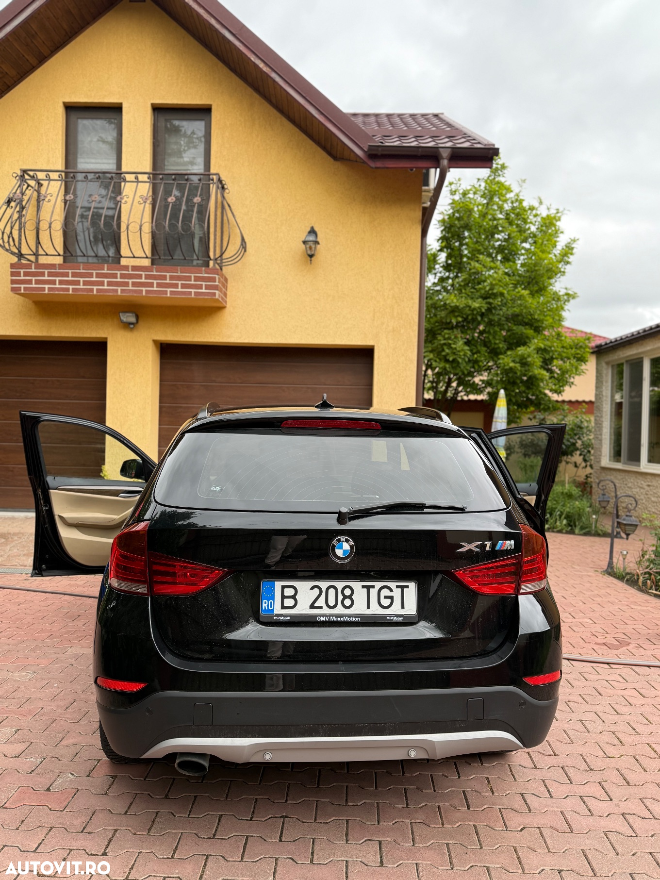 BMW X1 xDrive18d - 11