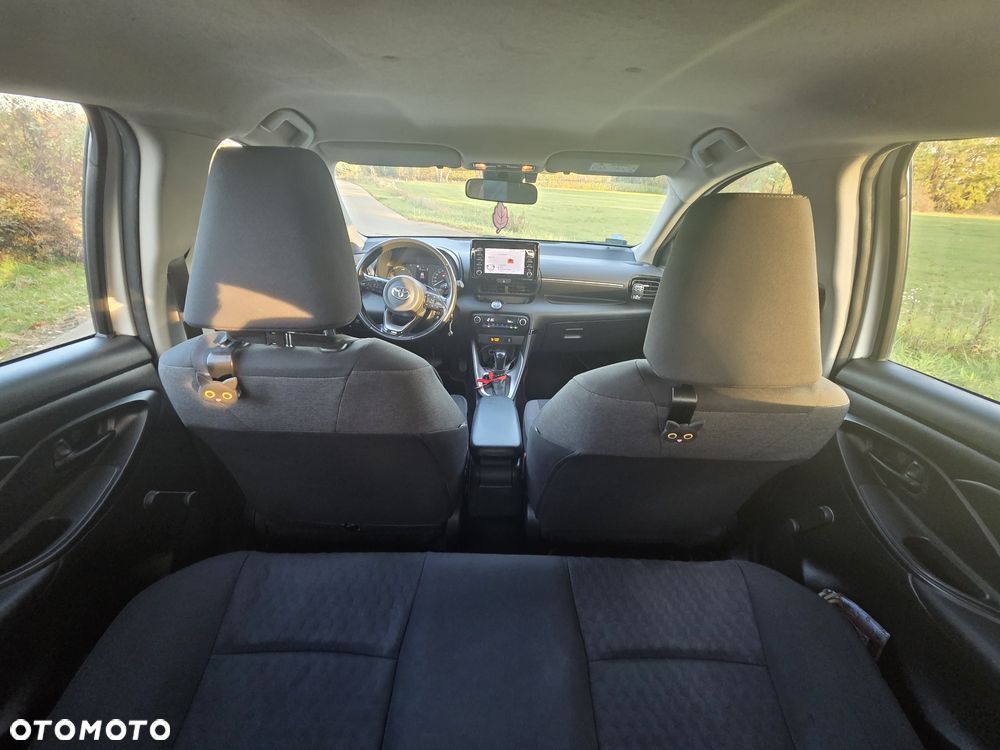 Toyota Yaris - 8