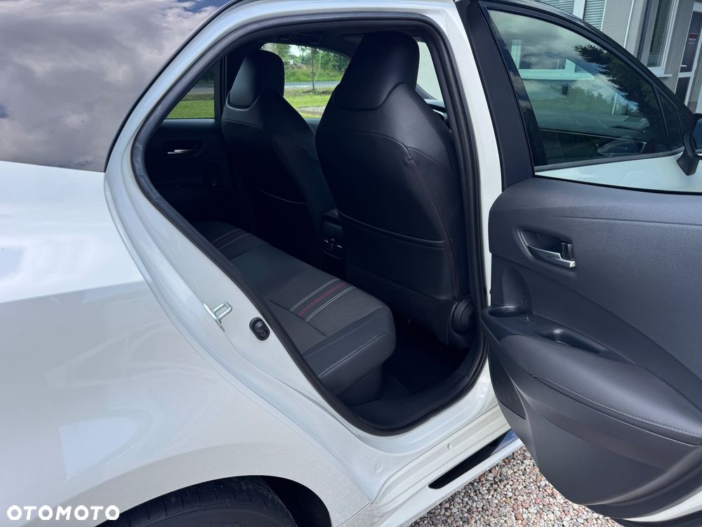 Toyota Corolla 2.0 Hybrid GR Sport - 14