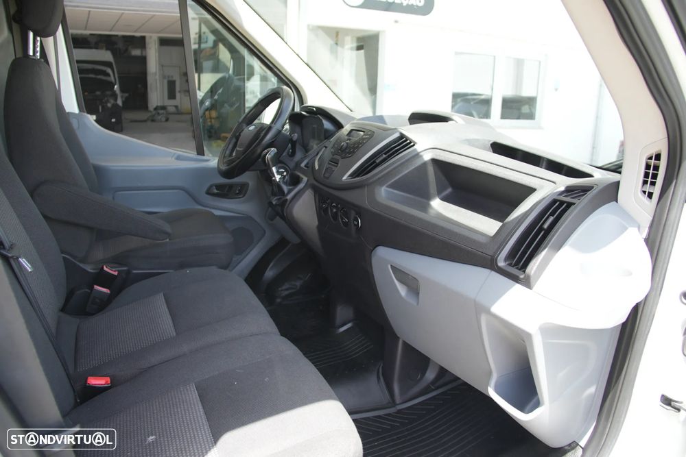 Ford Transit 2.2TDCI - 11