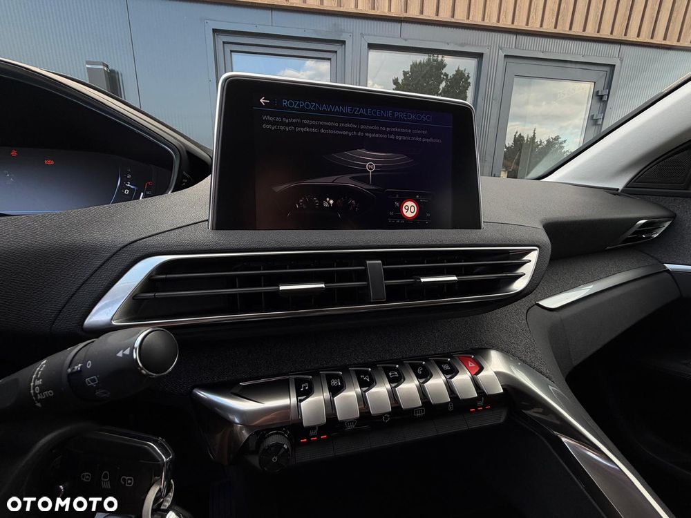 Peugeot 3008 BlueHDi 130 Stop & Start EAT8 Allure - 34
