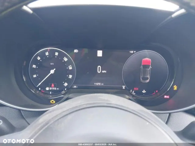 Alfa Romeo Giulia 2.0 Turbo 16V AT8-Q4 Veloce - 7