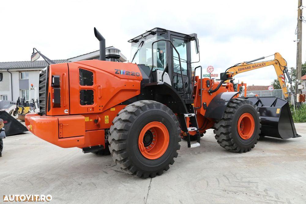Hitachi ZW220-5A, An 2025, Made in Japan - 7