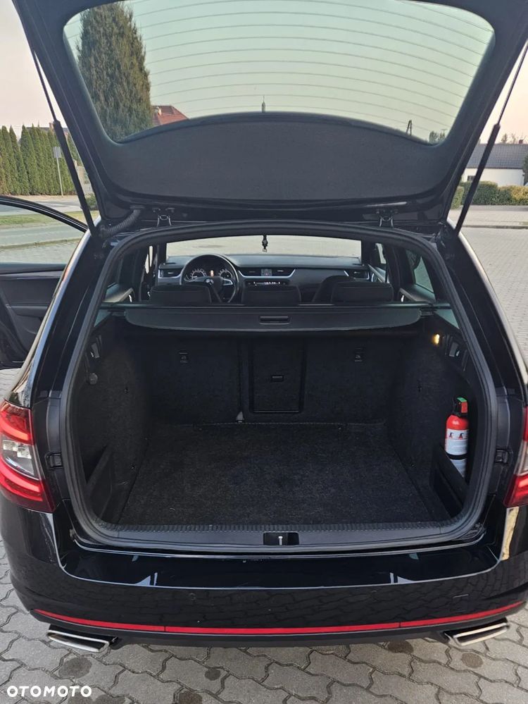 Skoda Octavia 2.0 TDI 4x4 DSG RS - 17