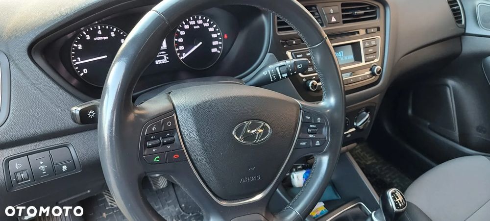 Hyundai i20 1.4 Comfort - 20