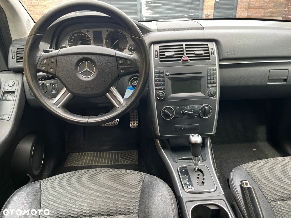 Mercedes-Benz Klasa B 180 CDI Autotronic Special Edition - 19