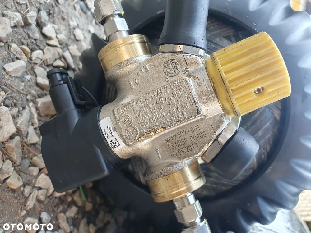 Butle CNG kompozytowe gaz ziemny BRC 78 LITRÓW 3 SZT KOMPLET - 4