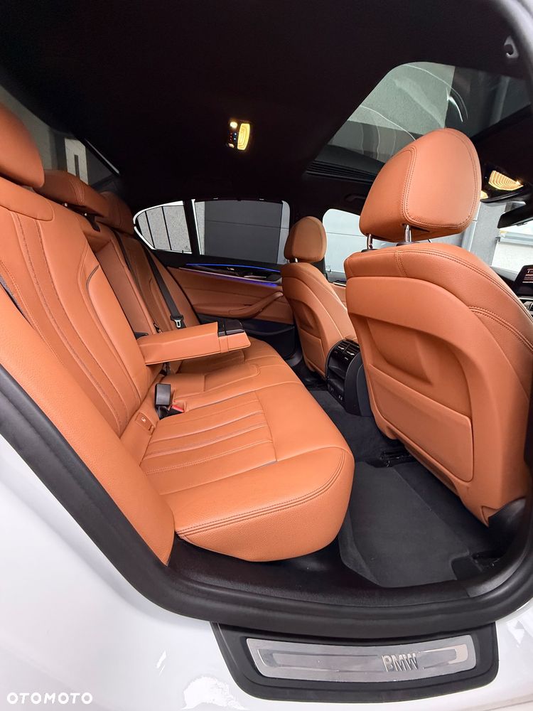 BMW Seria 5 520i mHEV Luxury Line sport - 23