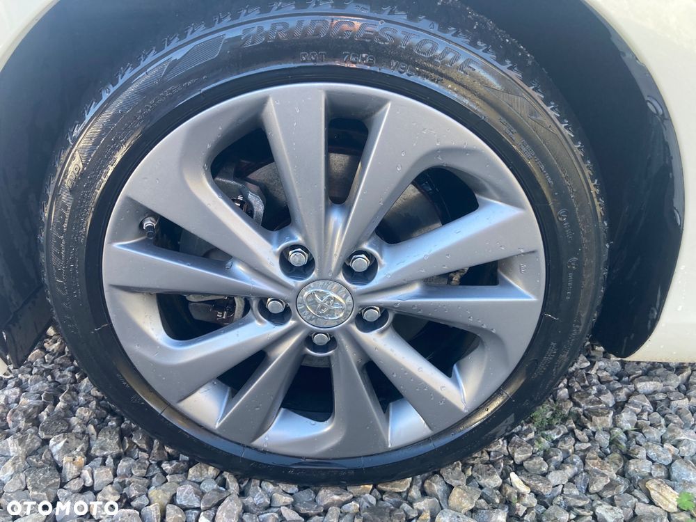 Toyota Auris 1.8 VVT-i Hybrid Automatik Edition - 16