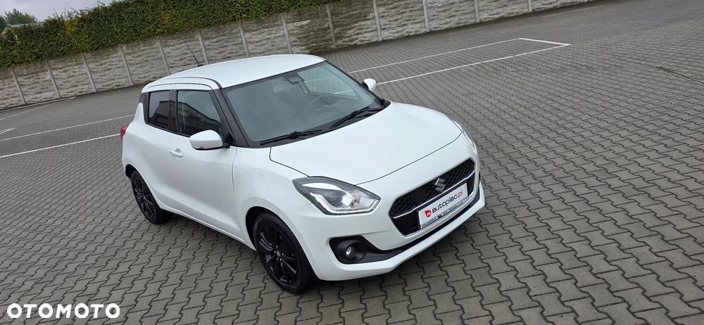 Suzuki Swift 1.2 SHVS Premium Plus - 8