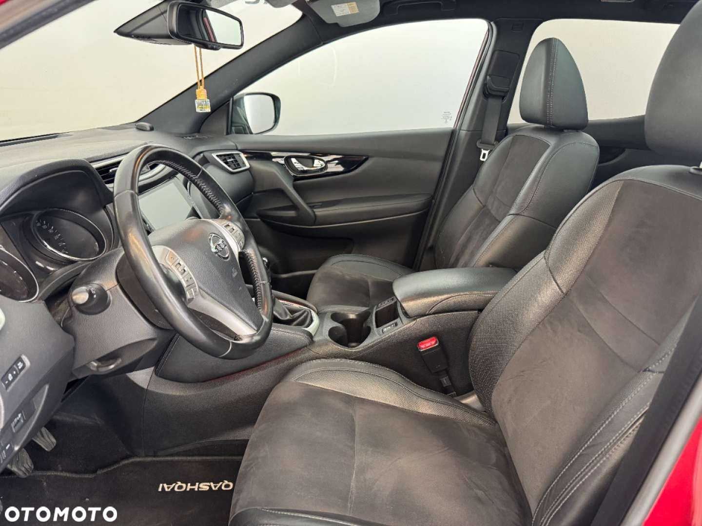 Nissan Qashqai 1.6 DIG-T N-Connecta - 18