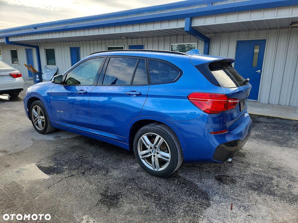 BMW X1 - 4