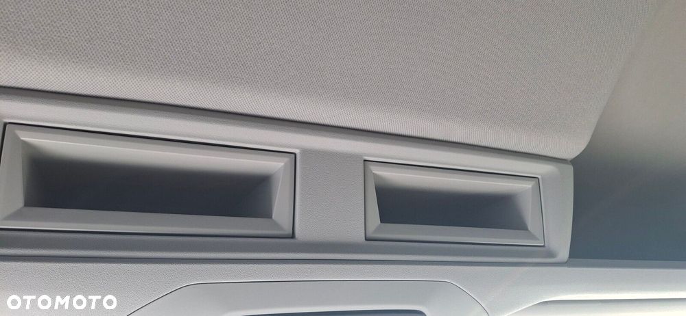 Volkswagen Crafter 2.0 TDI 177 KM Manual - 40