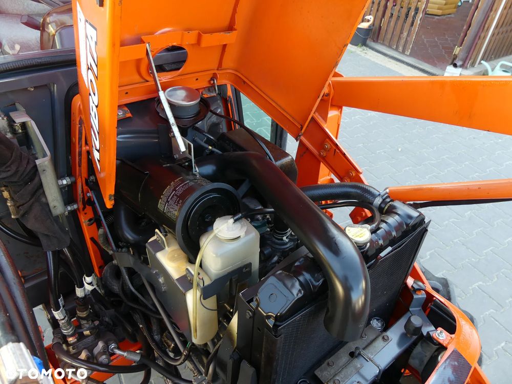 Kubota ST 30*30KM*4X4*2000r.* TUR - 29