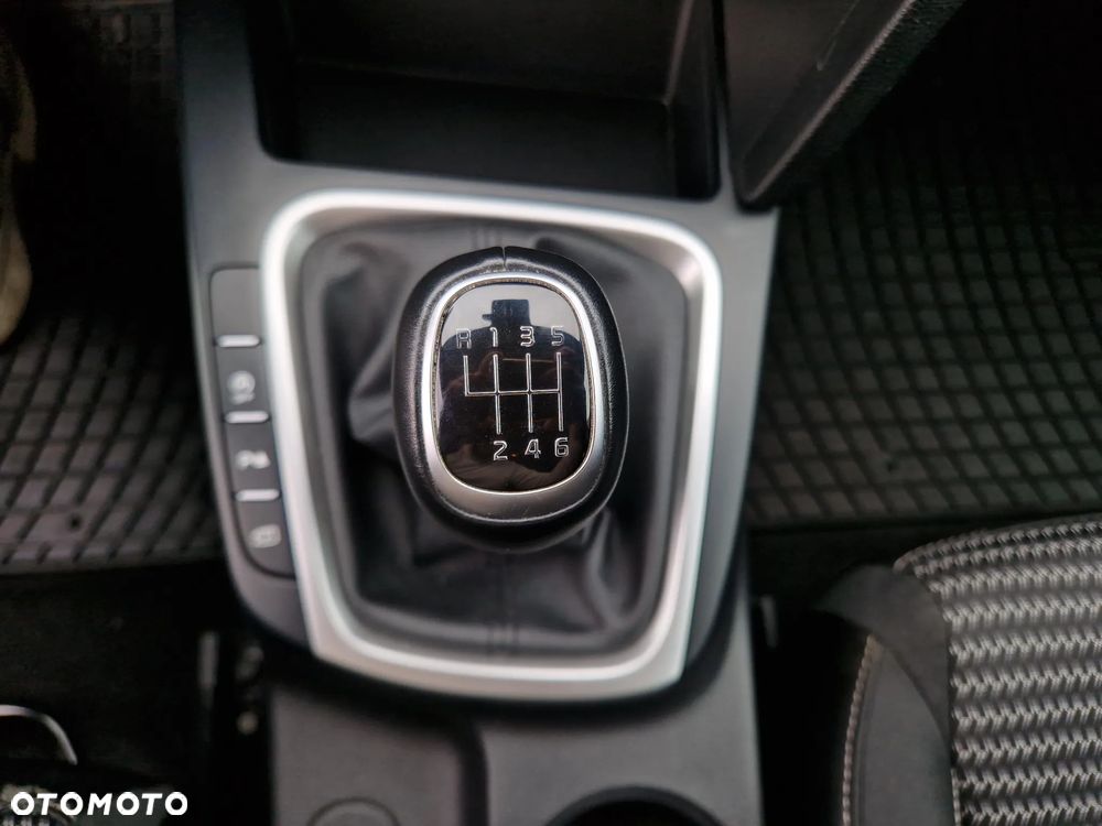 Kia Ceed 1.5 T-GDI M - 22