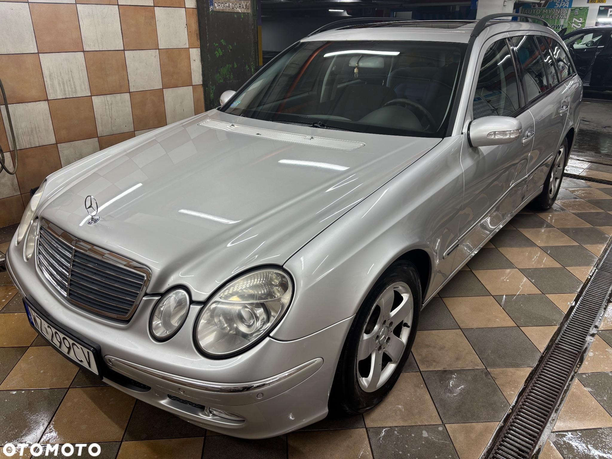 Mercedes-Benz Klasa E 200 T Kompressor Automatik Elegance - 6