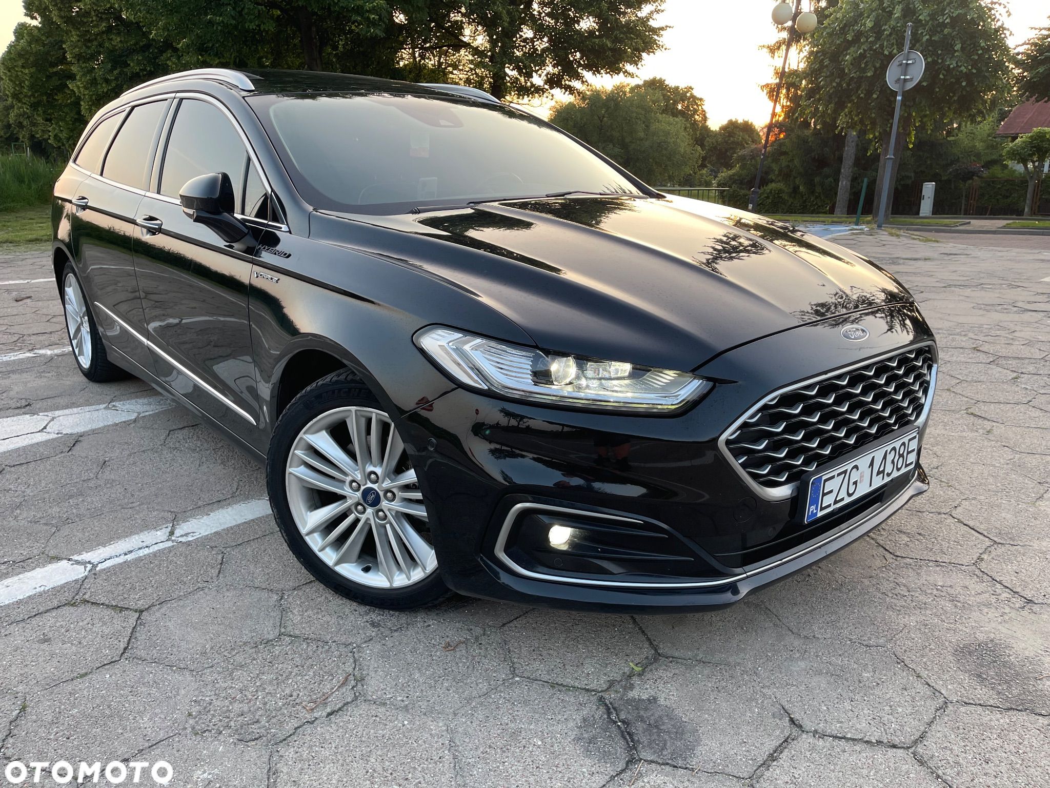 Ford Mondeo Vignale 2.0 Hybrid - 1