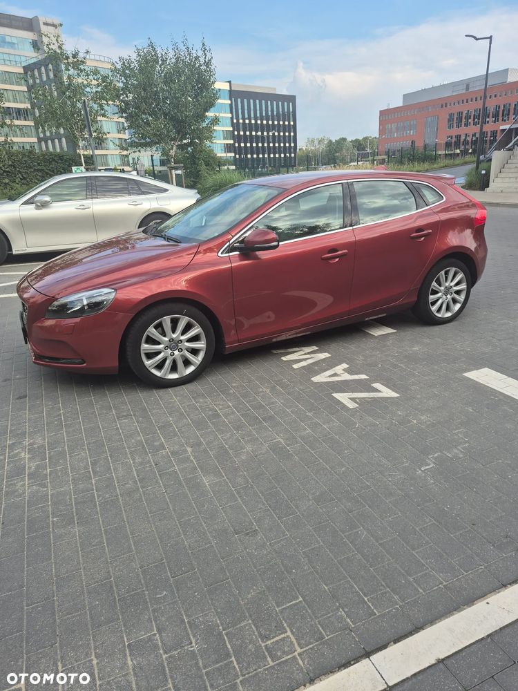 Volvo V40 D3 Summum - 24